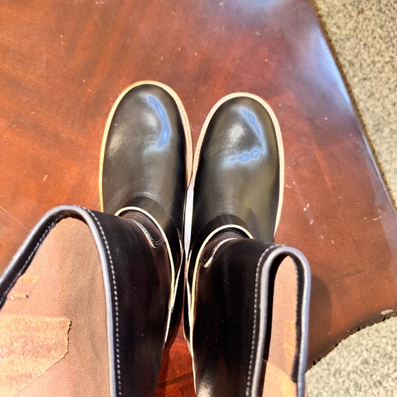 NWT Engineer Boots  Teacore leather Black Size men 9.5 Vibram Mini Lug Sole